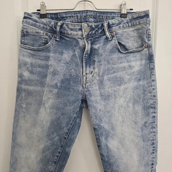 American Eagle Acid Wash Skinny Jeans - Picture 5 of 6